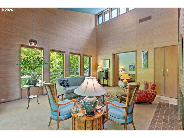 999 Ne 169TH Dr, Portland, OR 97230