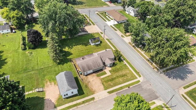 801 HEMLOCK STREET, Marathon, WI 54448