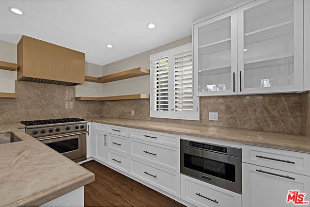 1925 S Beverly Glen Boulevard 40, Los Angeles, CA 90025