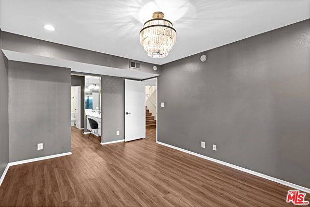 1925 S Beverly Glen Boulevard 40, Los Angeles, CA 90025