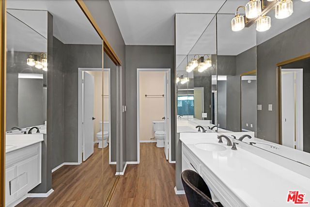 1925 S Beverly Glen Boulevard 40, Los Angeles, CA 90025