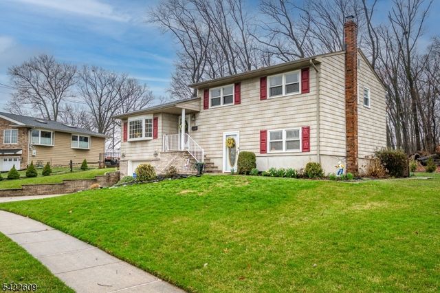 8 Adelphi Ct, Edison Twp., NJ 08837