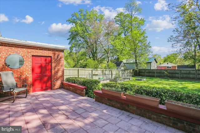 1806 ARCOLA AVE, Silver Spring, MD 20902