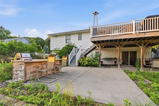 15 Guernsey Drive, New Windsor, NY 12553