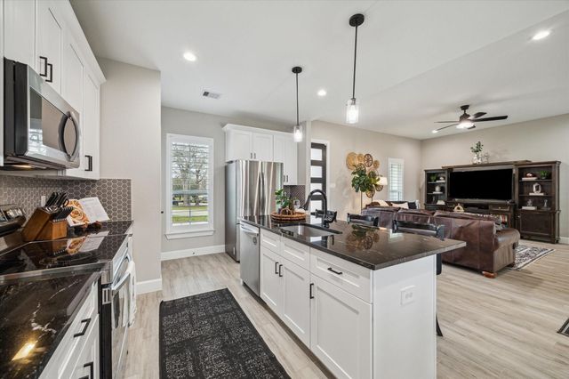 25747 Beaver Run Drive, Huffman, TX 77336