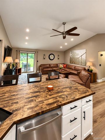 3519 Hannaman Road, Columbiaville, MI 48421