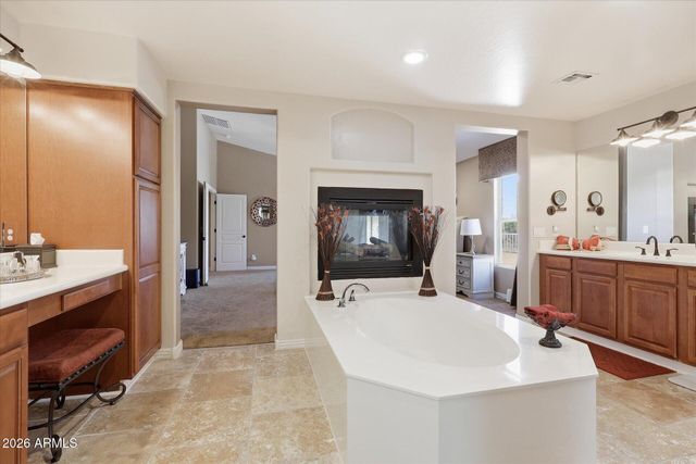 2324 W ZENITH Lane, Phoenix, AZ 85085