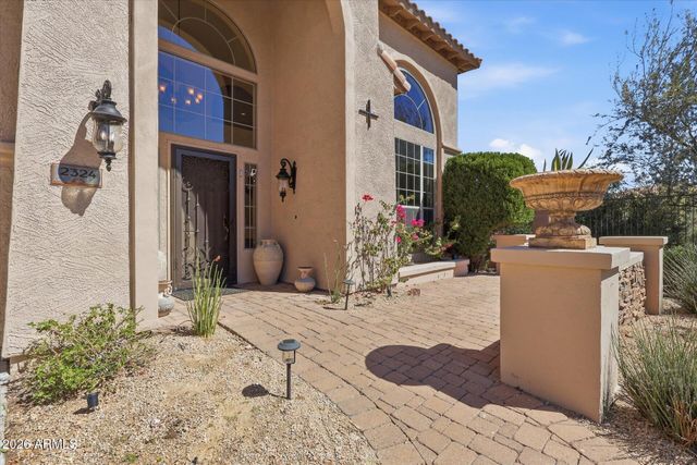 2324 W ZENITH Lane, Phoenix, AZ 85085