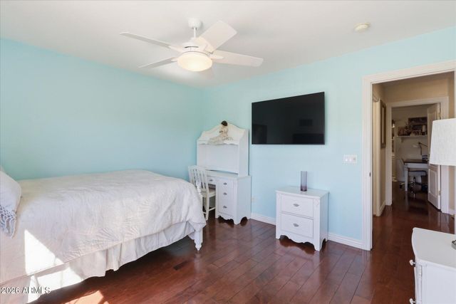 2324 W ZENITH Lane, Phoenix, AZ 85085