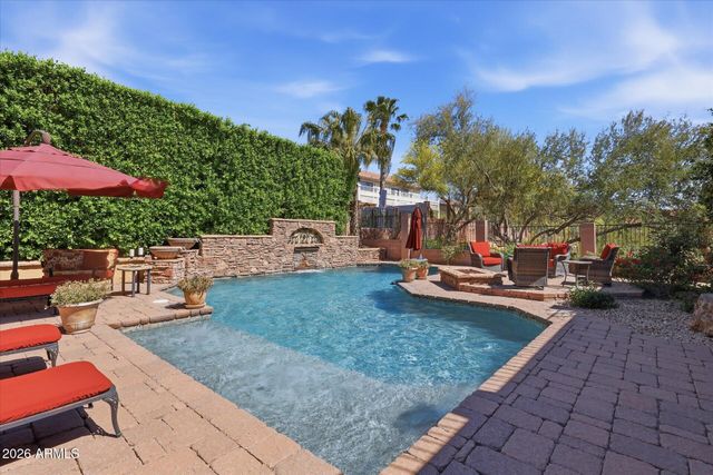 2324 W ZENITH Lane, Phoenix, AZ 85085