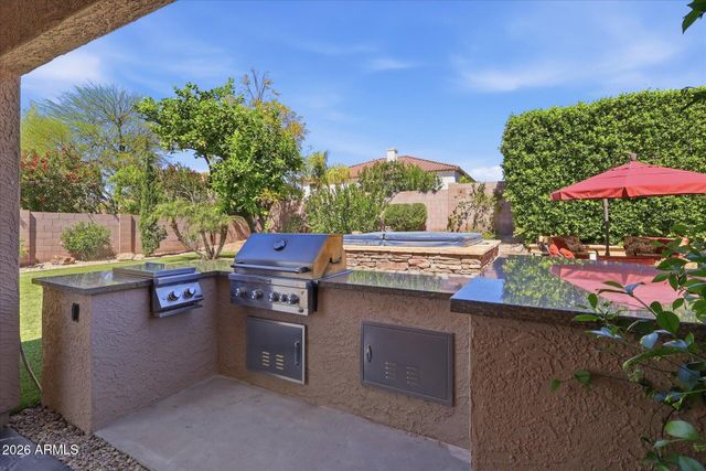 2324 W ZENITH Lane, Phoenix, AZ 85085