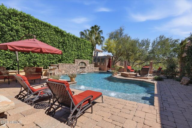 2324 W ZENITH Lane, Phoenix, AZ 85085