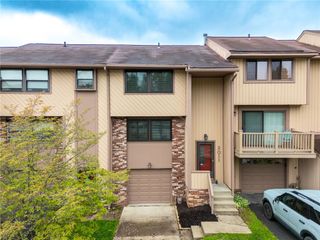 2011 Clearfork Rd, South Fayette, PA 15017