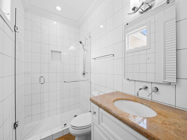 717 Solar Isle Drive, Fort Lauderdale, FL 33301