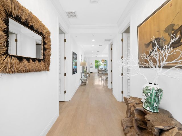 717 Solar Isle Drive, Fort Lauderdale, FL 33301