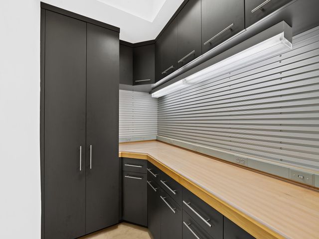 717 Solar Isle Drive, Fort Lauderdale, FL 33301