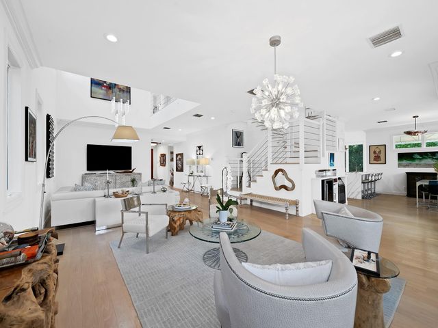 717 Solar Isle Drive, Fort Lauderdale, FL 33301