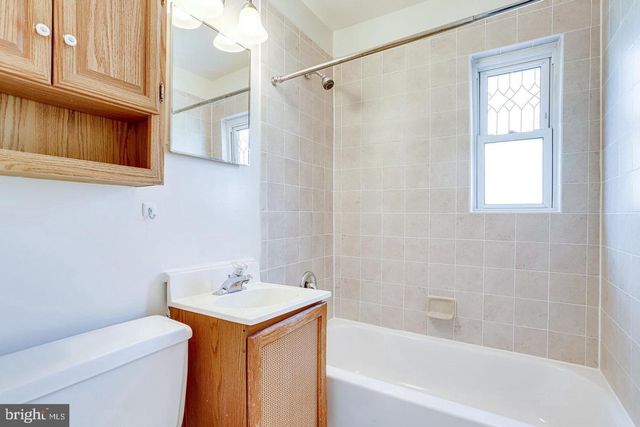1922 ANDERSON RD, Falls Church, VA 22043