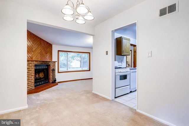 1922 ANDERSON RD, Falls Church, VA 22043