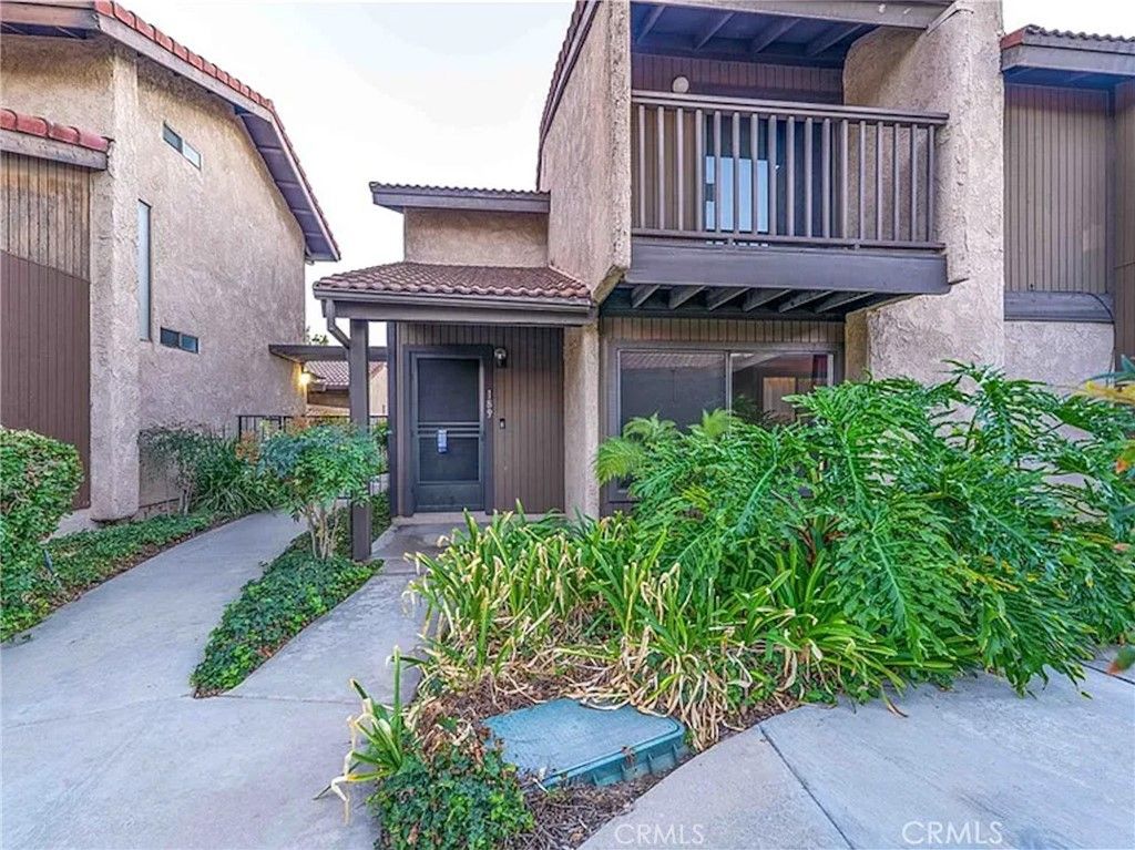 189 S Hollenbeck, Covina, CA 91723