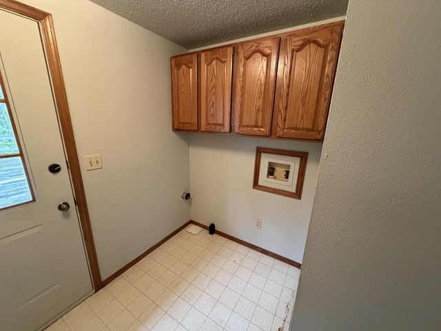 11990 VELP AVENUE, Green Bay, WI 54313