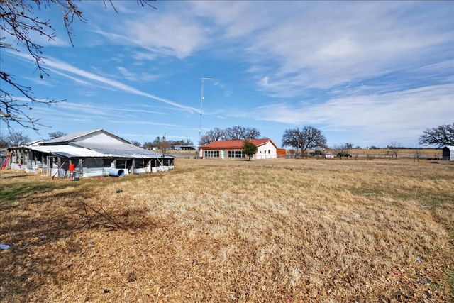 900 Fm 2921, De Leon, TX 76444