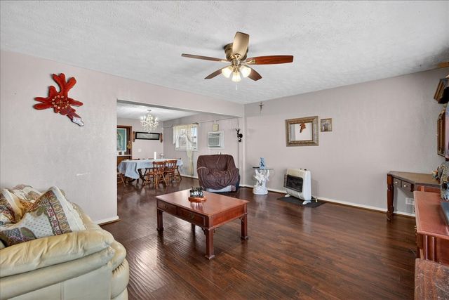 900 Fm 2921, De Leon, TX 76444