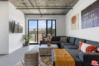 3800 Mentone Avenue 404, Culver City, CA 90232