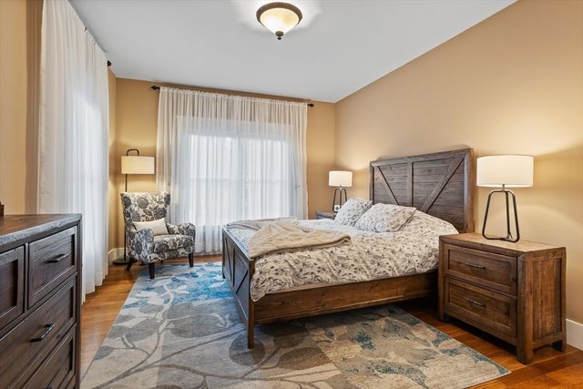 5 Walnut Street, Lexington, MA 02421