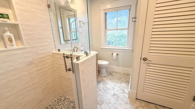5 Walnut Street, Lexington, MA 02421
