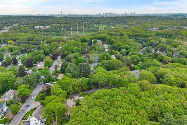 5 Walnut Street, Lexington, MA 02421
