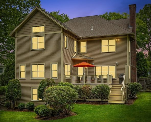 5 Walnut Street, Lexington, MA 02421