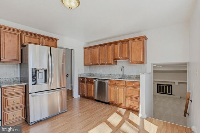 613 GOLDSBOROUGH DR, Rockville, MD 20850