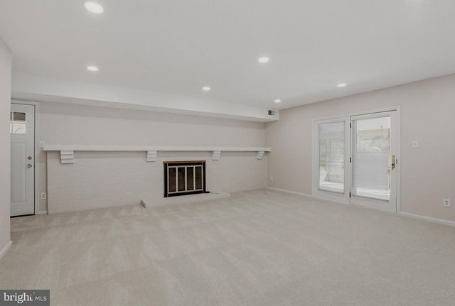 613 GOLDSBOROUGH DR, Rockville, MD 20850