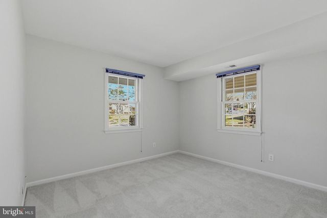 613 GOLDSBOROUGH DR, Rockville, MD 20850