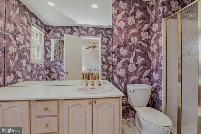 613 GOLDSBOROUGH DR, Rockville, MD 20850