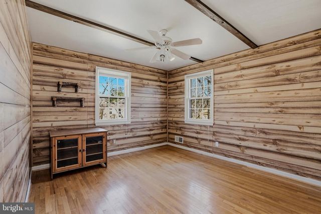 613 GOLDSBOROUGH DR, Rockville, MD 20850