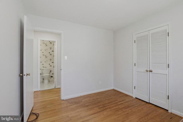 613 GOLDSBOROUGH DR, Rockville, MD 20850