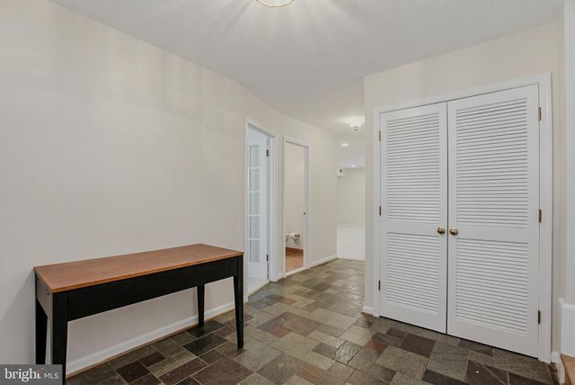 613 GOLDSBOROUGH DR, Rockville, MD 20850