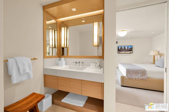 2170 S Barona Road, Palm Springs, CA 92264