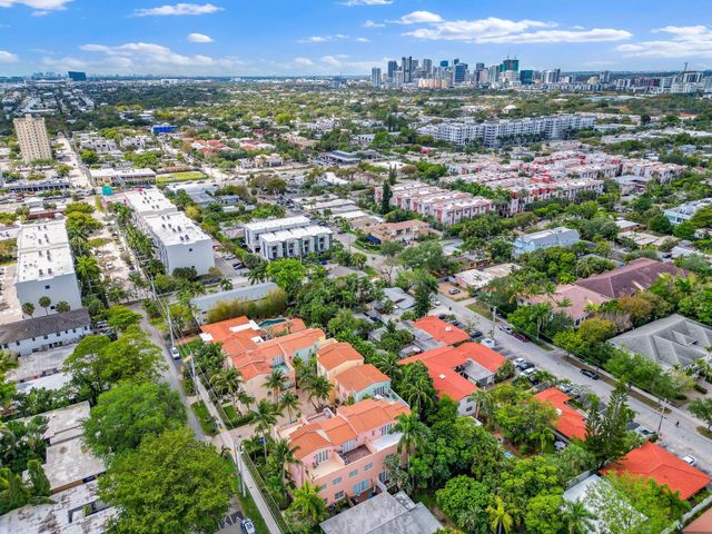 1123 NE 18th Avenue, Fort Lauderdale, FL 33304