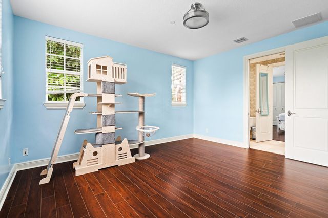 1123 NE 18th Avenue, Fort Lauderdale, FL 33304