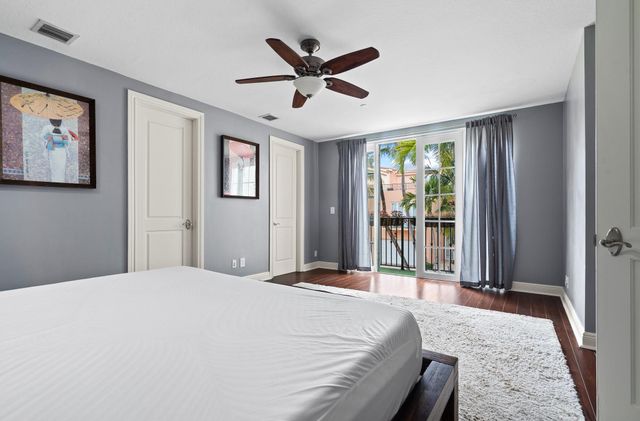 1123 NE 18th Avenue, Fort Lauderdale, FL 33304