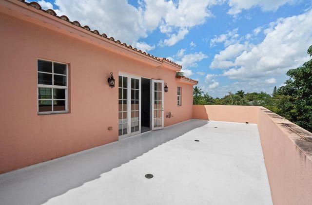 1123 NE 18th Avenue, Fort Lauderdale, FL 33304