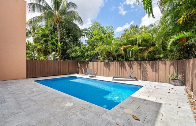 1123 NE 18th Avenue, Fort Lauderdale, FL 33304