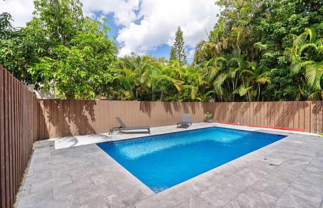 1123 NE 18th Avenue, Fort Lauderdale, FL 33304
