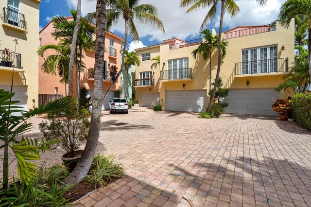 1123 NE 18th Avenue, Fort Lauderdale, FL 33304