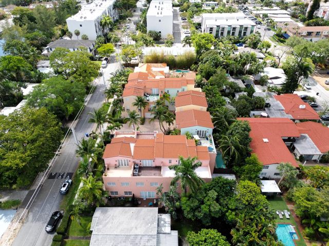 1123 NE 18th Avenue, Fort Lauderdale, FL 33304