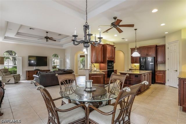 3155 Santorini CT, Naples, FL 34119