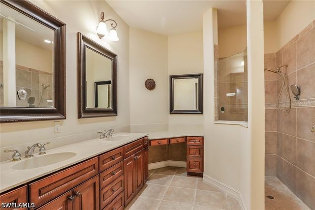 3155 Santorini CT, Naples, FL 34119